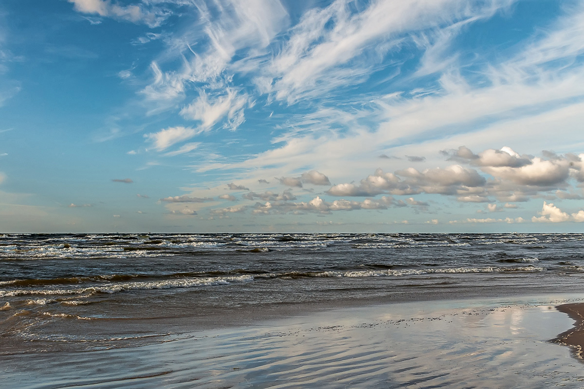 photo "***" tags: landscape, clouds, sky, water