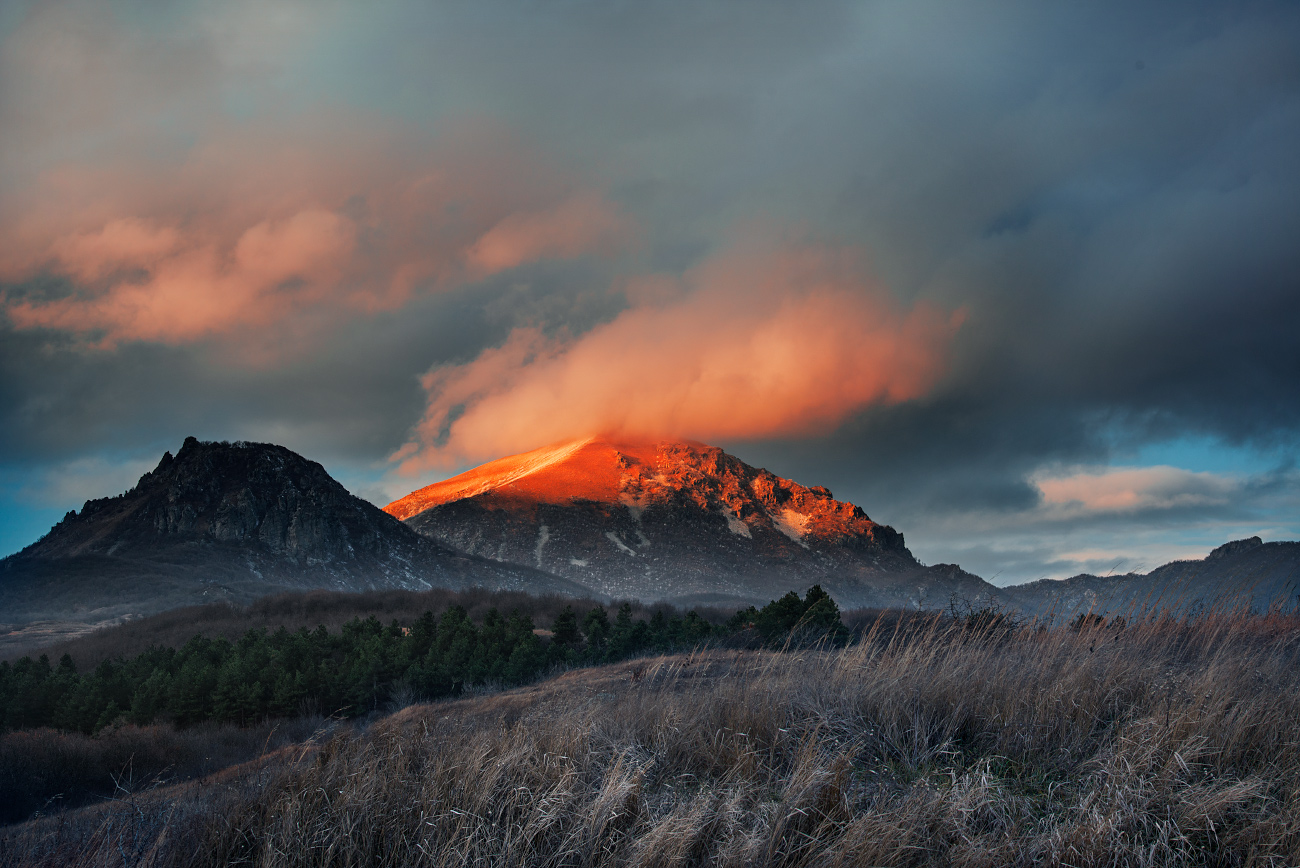 photo "Autumn waved goodbye scarlet rag sunset ..." tags: landscape, 