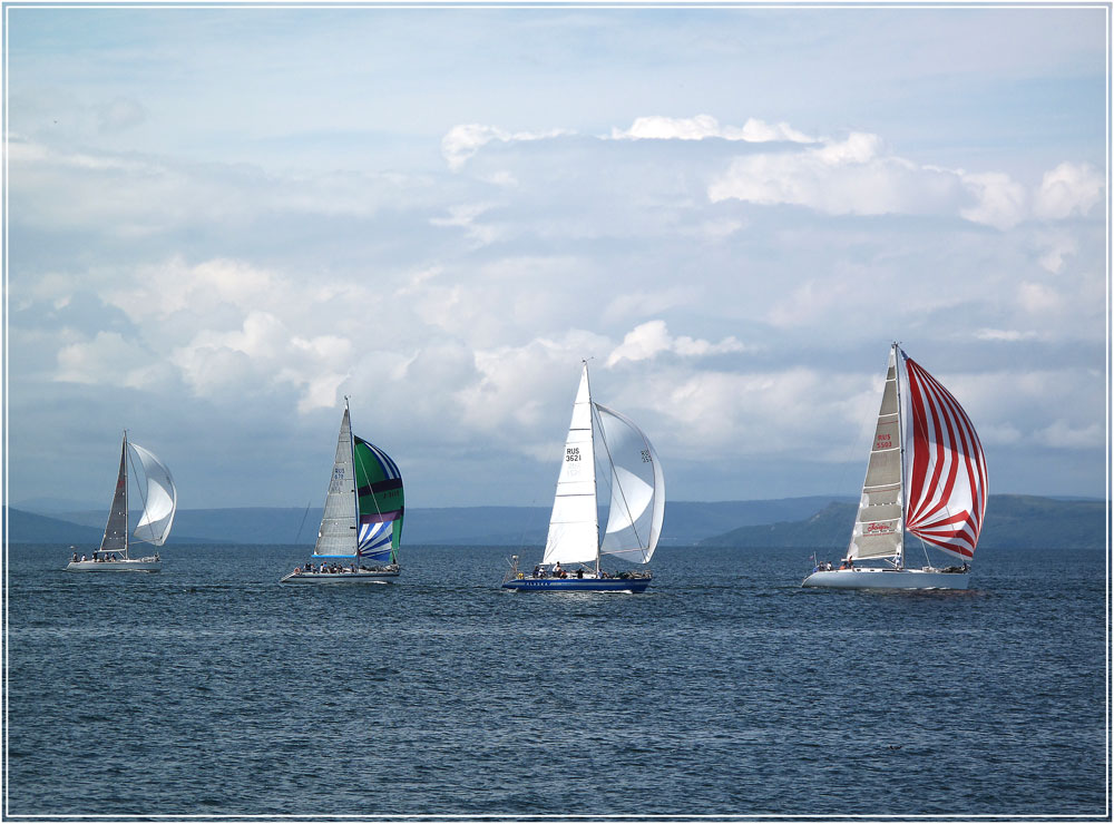 photo "***" tags: landscape, sport, clouds, sea, summer, сопки, яхты.