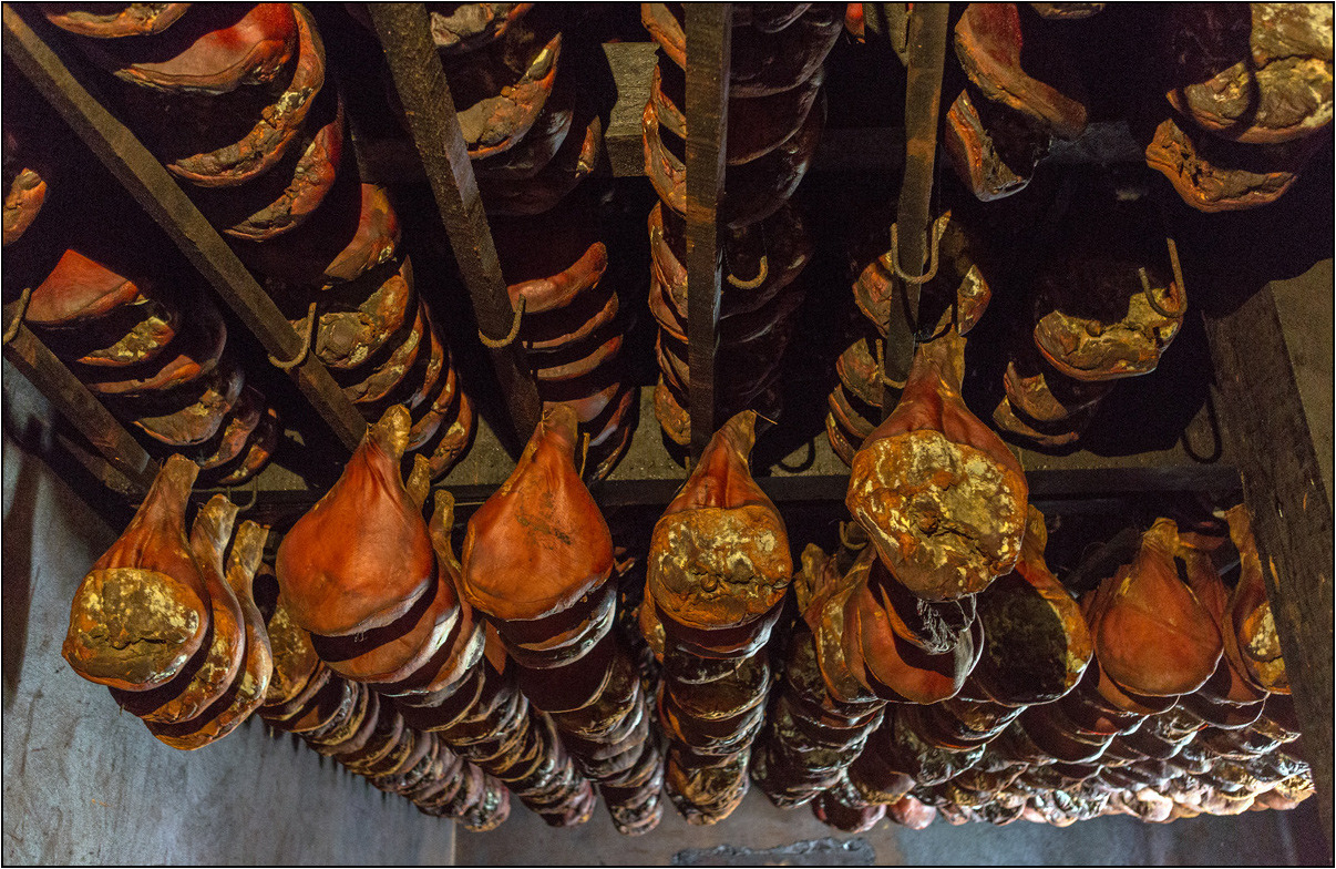 photo "Negushsky prosciutto" tags: macro and close-up, still life, travel, Черногория