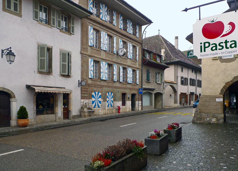 photo "Main street" tags: architecture, city, 