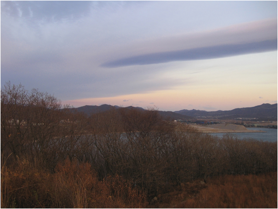 photo "Autumn. Primorsky Krai (region of Russia)." tags: travel, landscape, autumn, bay, clouds, gulf, mountains, sea, sunset, Приморье, сопки