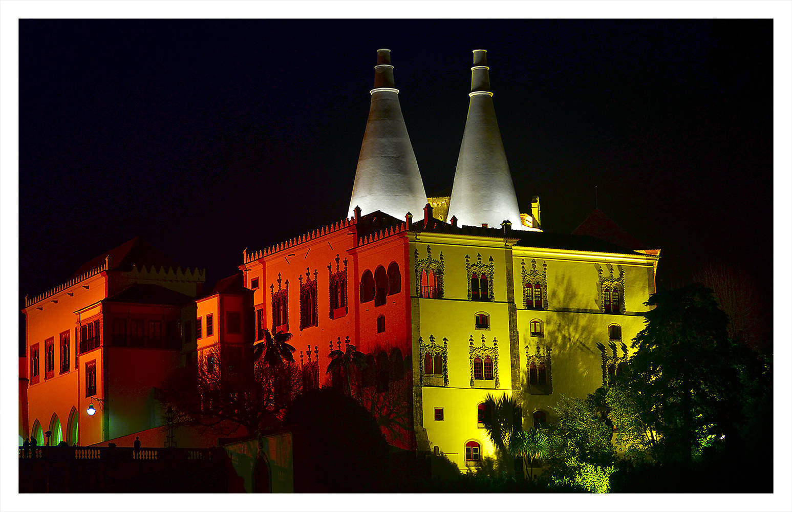 photo "Palacio Nacional de Sintra" tags: , 