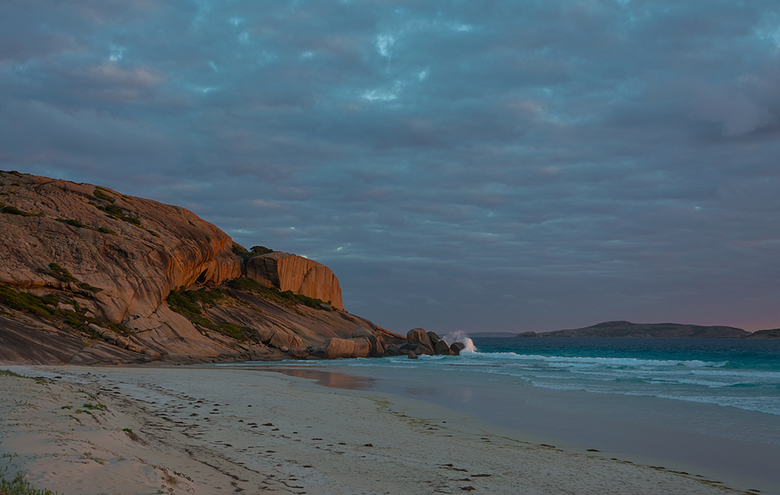 photo "***" tags: landscape, travel, nature, Sand, beach, clouds., island, light, ocean waves, rock, sea, sky, water