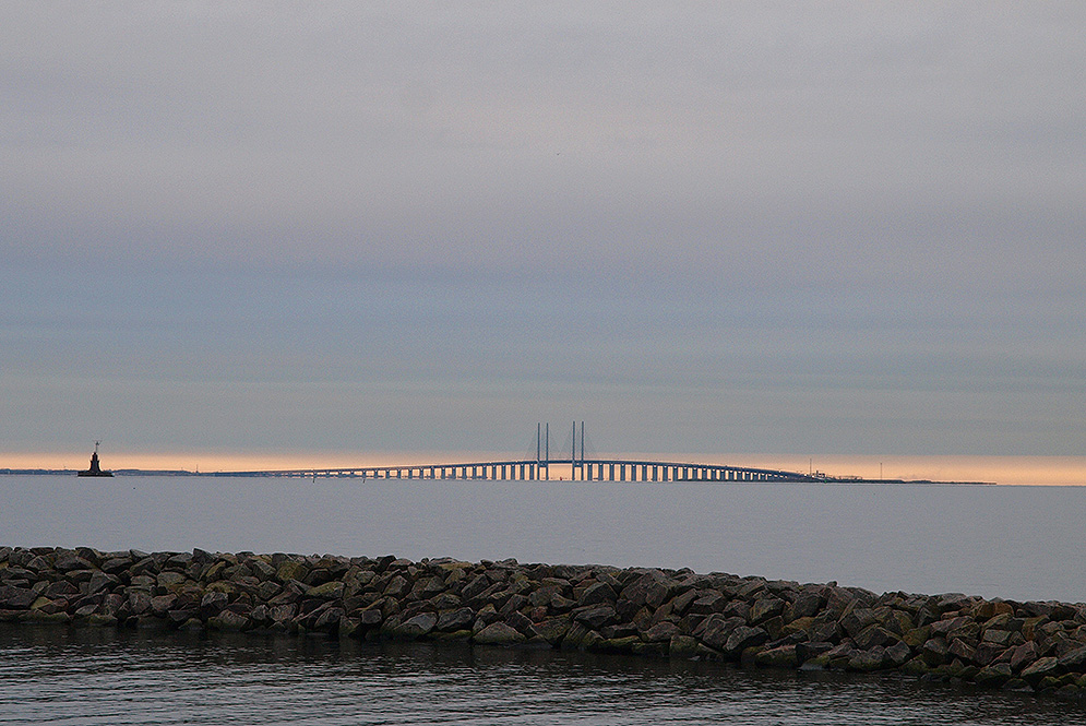 photo "The Öresund Bridge" tags: landscape, architecture, reporting, 