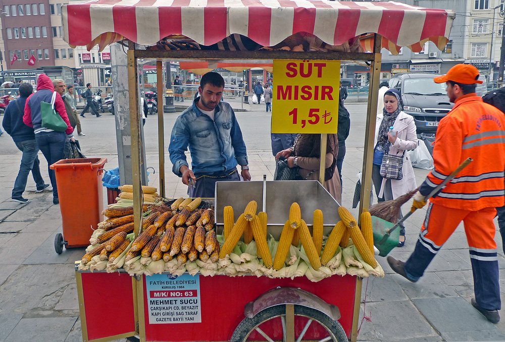 photo "Streat vendor" tags: genre, travel, 