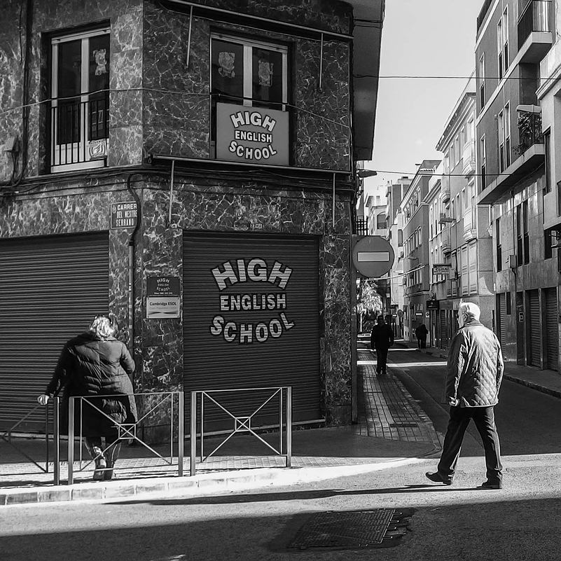 photo "***" tags: street, black&white, 