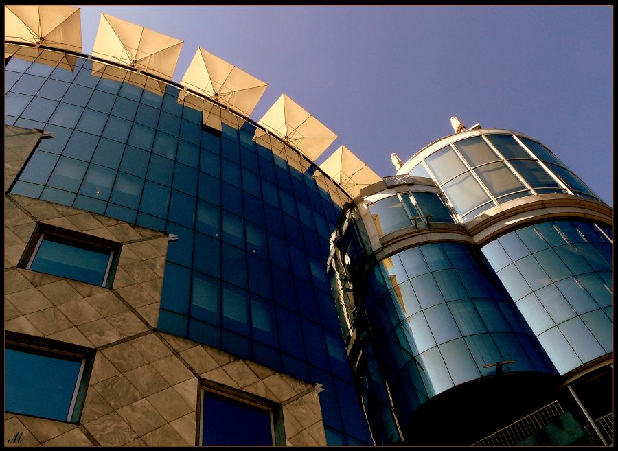 фото "Shapes, light and color" метки: фрагмент, архитектура, 