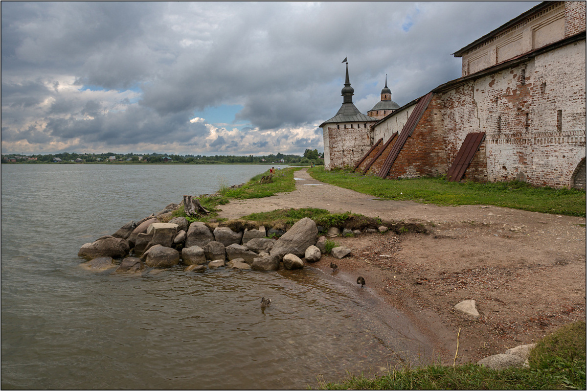 photo "The walls of the old convent" tags: landscape, architecture, travel, 