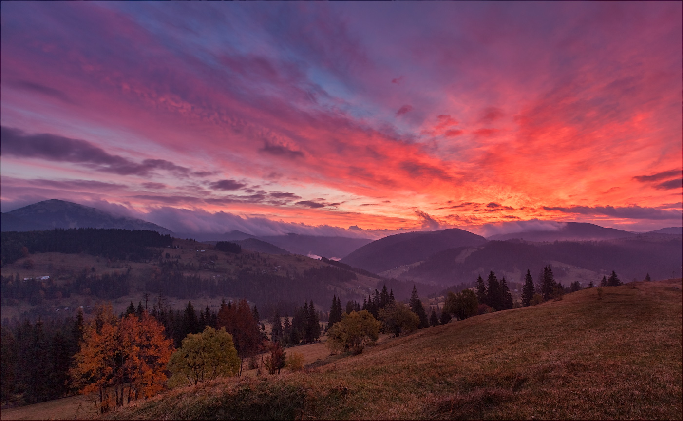 photo "***" tags: , autumn, clouds, mountains, sky, Карпаты