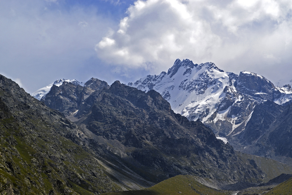 photo "***" tags: landscape, travel, mountains, summer, Кавказ