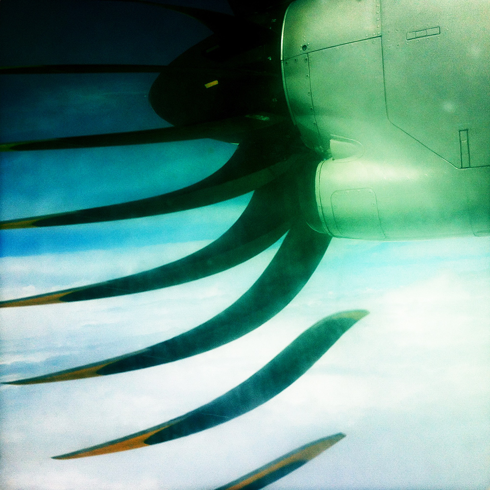 photo "Daydreaming onboard ATR-72" tags: misc., 