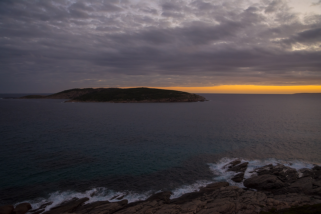 photo "***" tags: landscape, nature, clouds, islands, ocean, rocks, sea, sky, sunset, water