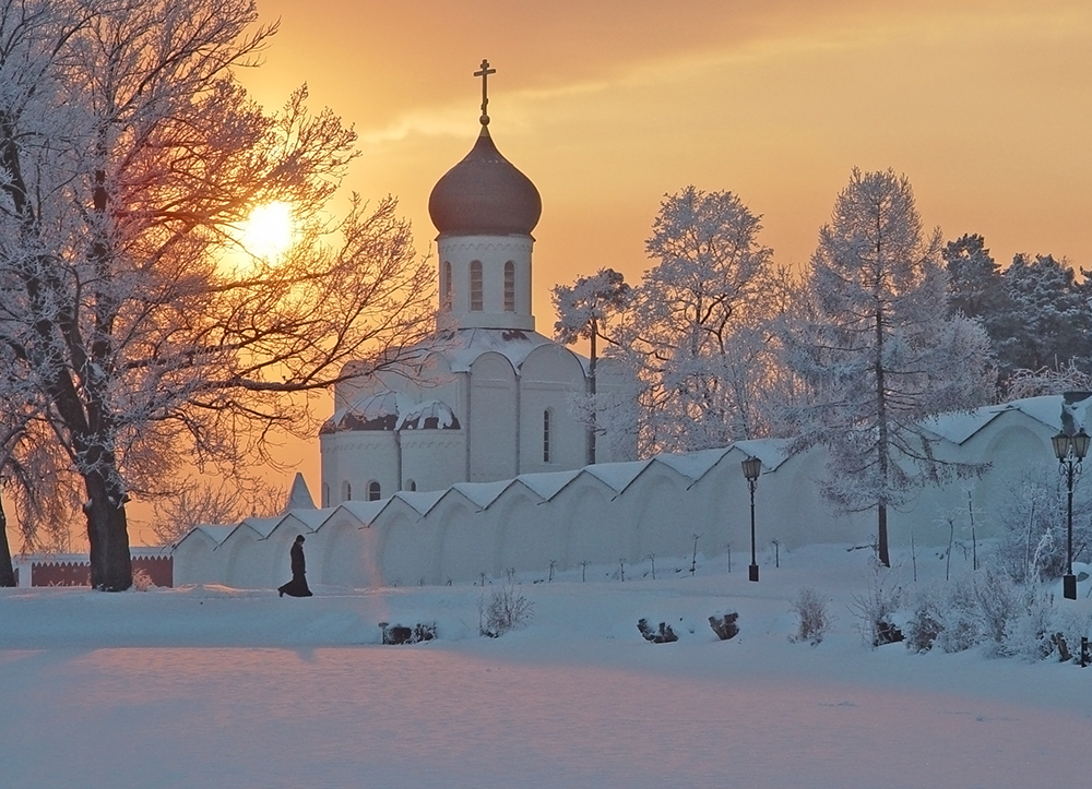 photo "***" tags: landscape, hoarfrost, winter, солнце., церковь.