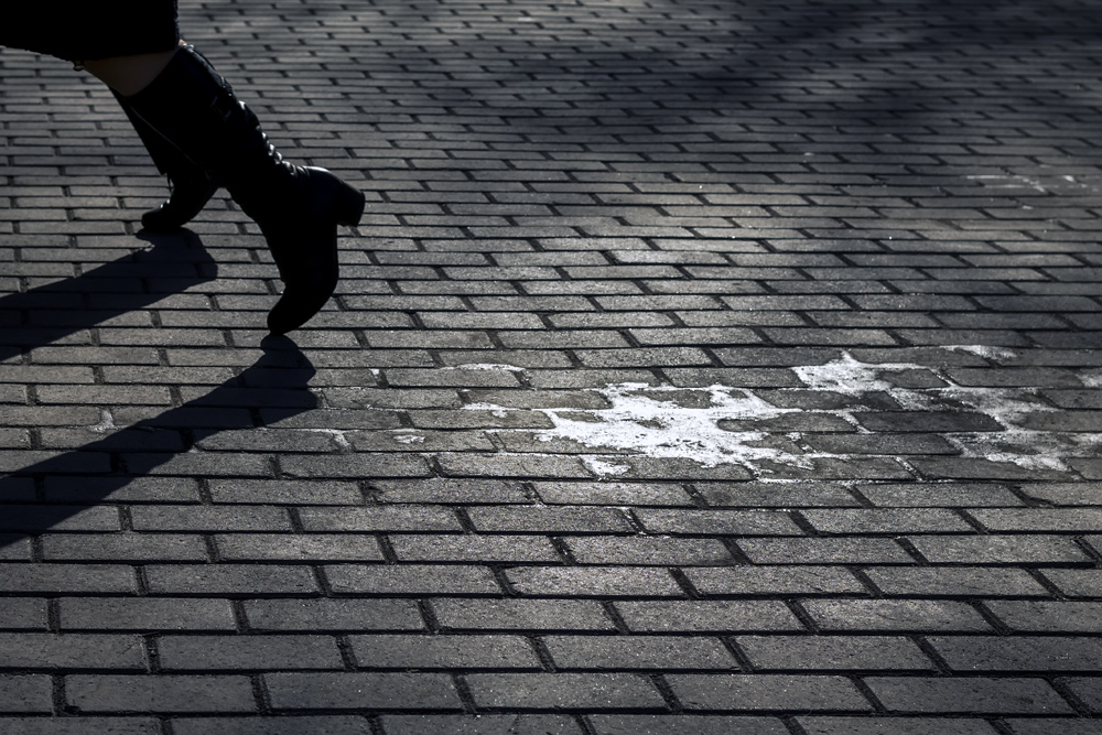 photo "***" tags: street, black&white, city, 