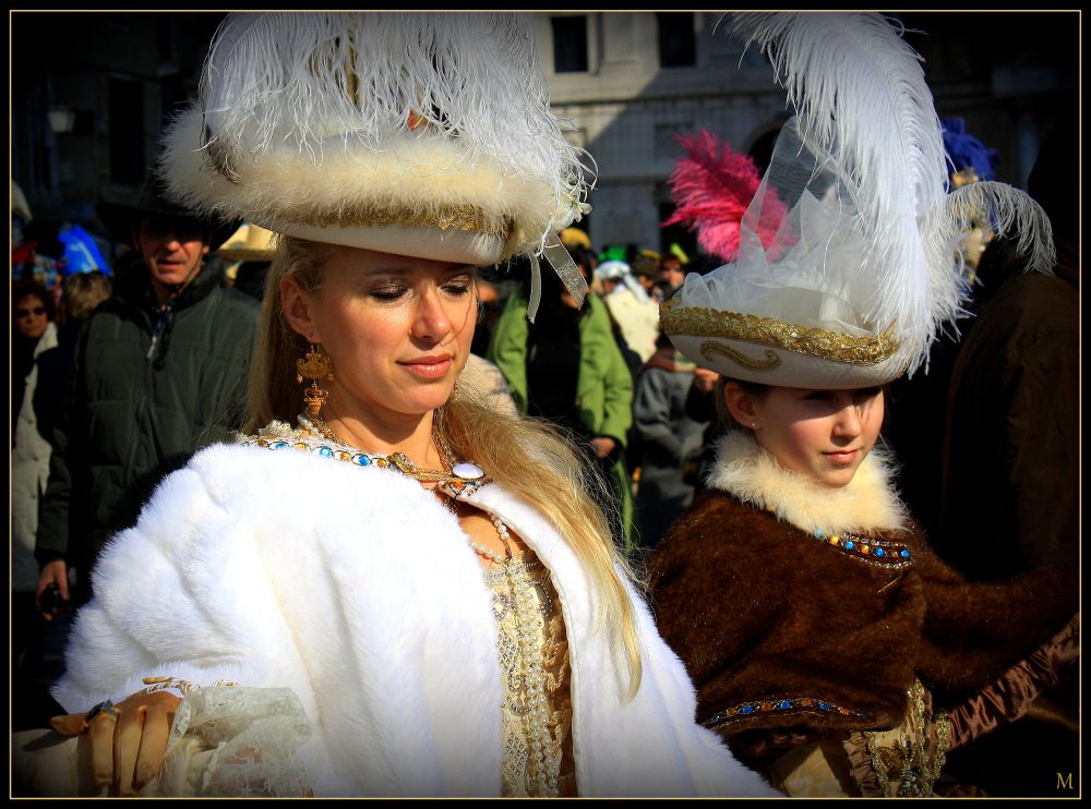 photo "Venetian ladies" tags: portrait, 