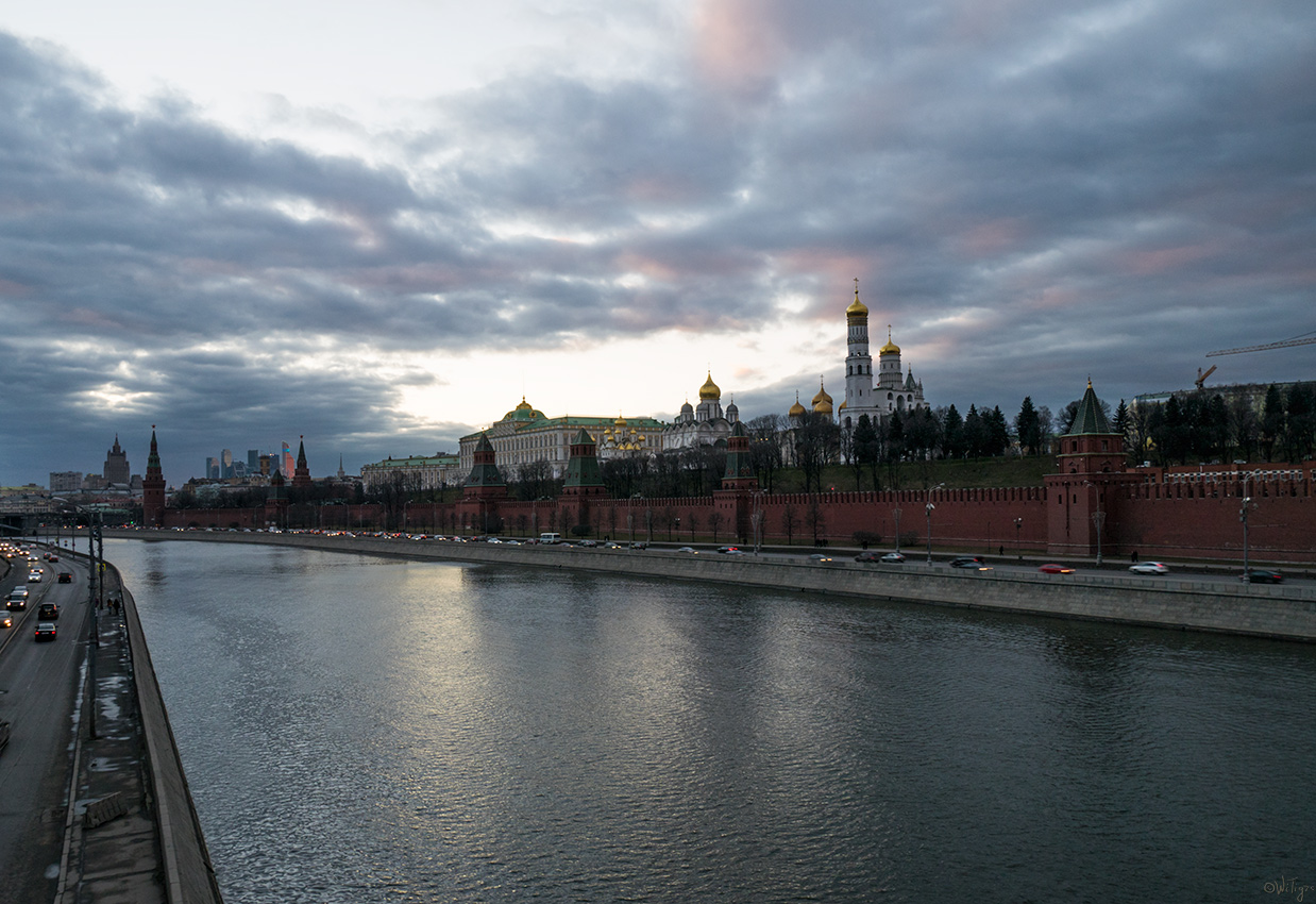 photo "***" tags: landscape, architecture, city, building, clouds, reflections, river, spring, sunset, temple, water