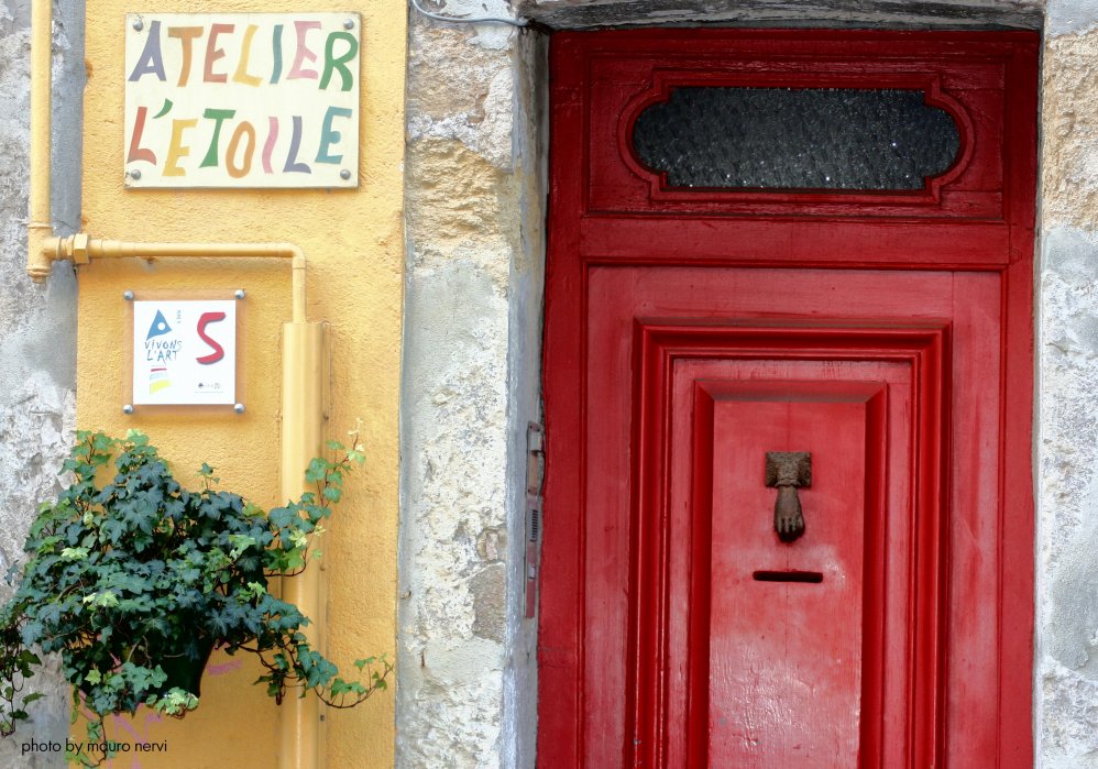 photo "the artist's house" tags: reporting, 