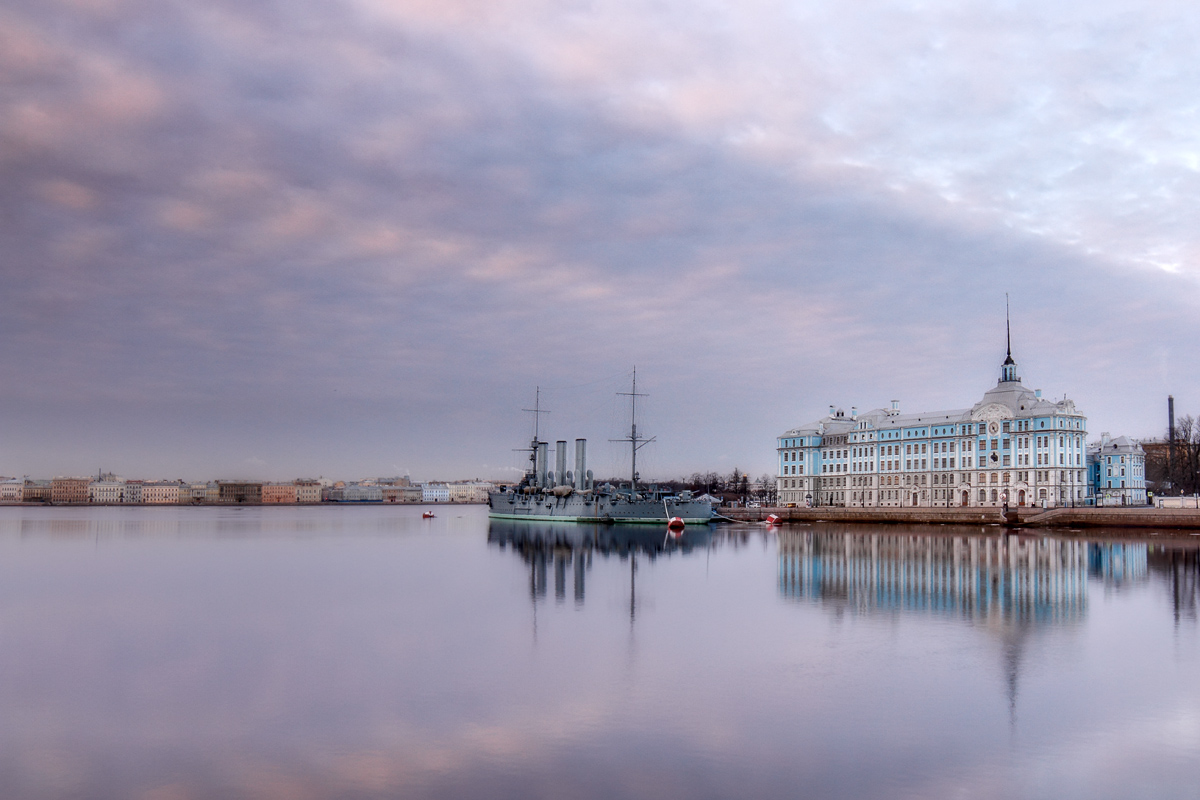 фото "Дремлет притихший северный город" метки: , Город, Крейсер Аврора, Нахимовское училище, Нева, Петербург