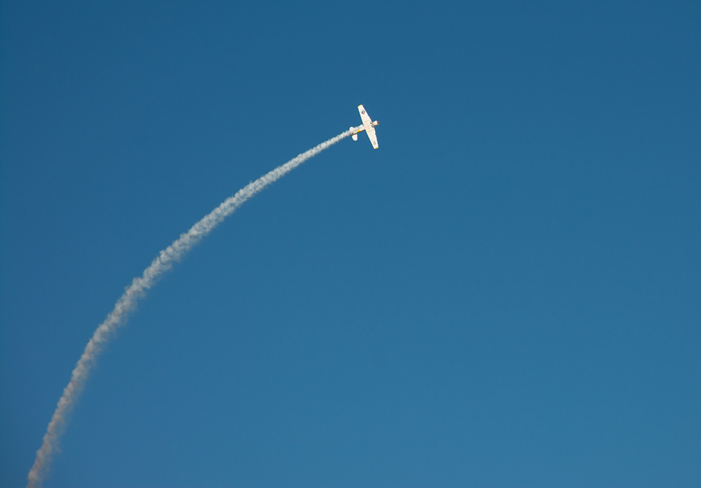 photo "***" tags: reporting, sport, Plane, acrobat, aircraft, sky, smoke