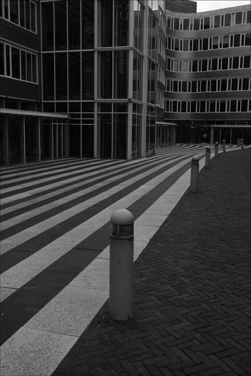 photo "***" tags: architecture, black&white, 