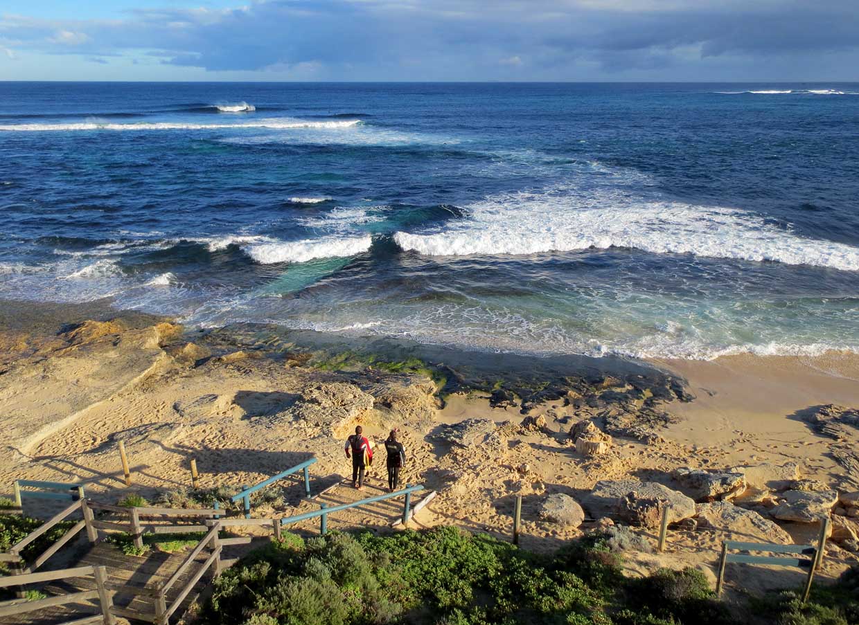 photo "Waiting for a BIG wave .... Western Australia" tags: , 