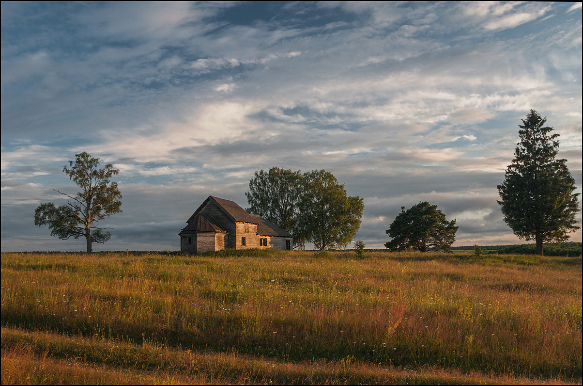 photo "On the outskirts" tags: landscape, architecture, travel, Березайка