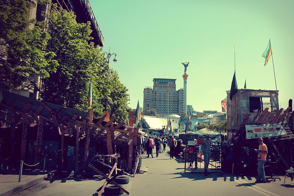 photo "***" tags: street, reporting, 