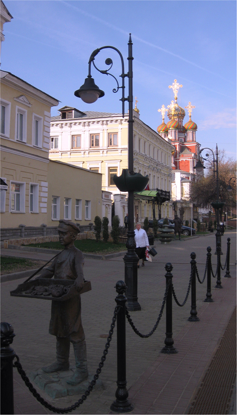 photo "Nizhny Novgorod, Rozhdestvenskaya Street." tags: architecture, street, street, summer, нижний новгород, рождественская