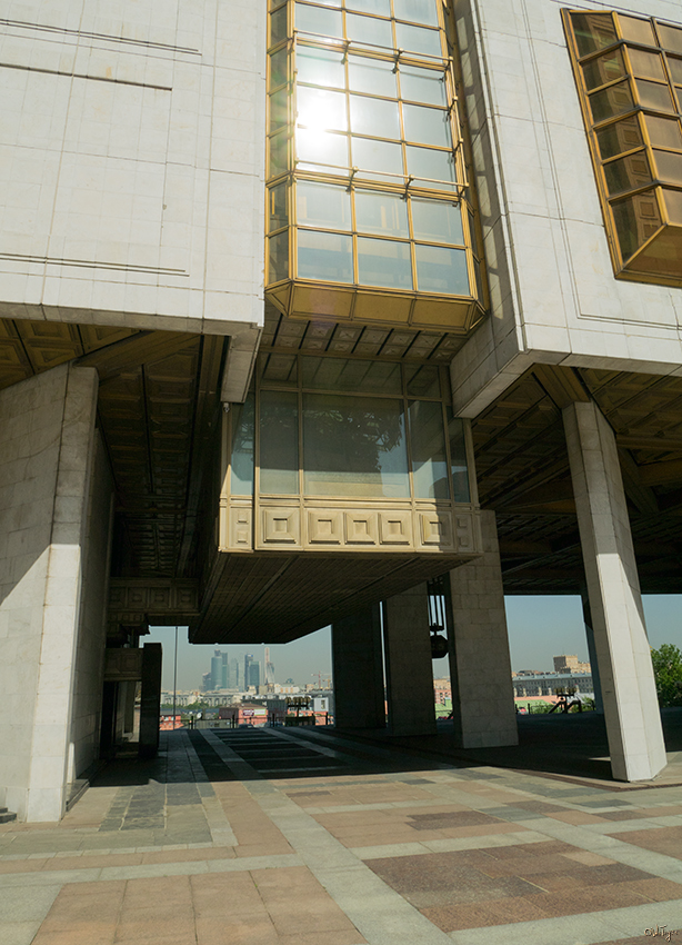 photo "***" tags: architecture, city, building, spring