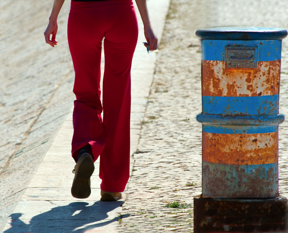 photo "Woman in Red" tags: street, city, portrait, Europe, Lisbon, beauty, people, portugal, woman