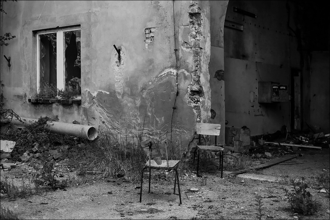 фото "В ожидании Сталкера.." метки: разное, фрагмент, foto liubos, германия, развалины