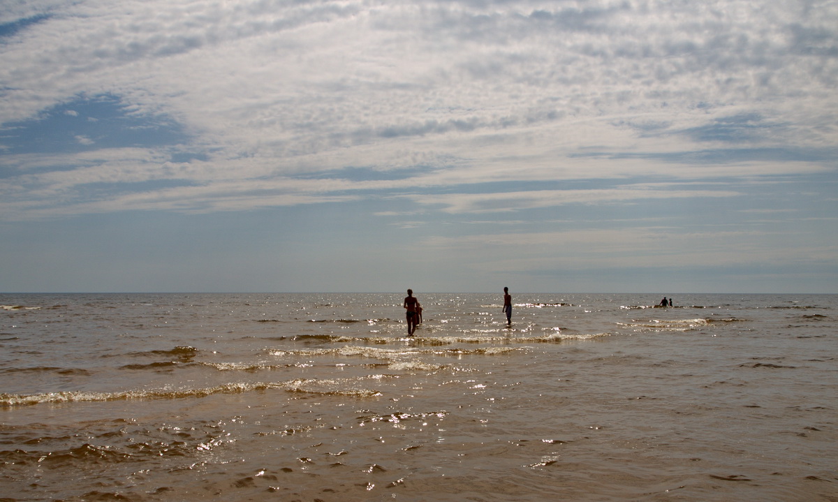 photo "stretching into the blue" tags: travel, 