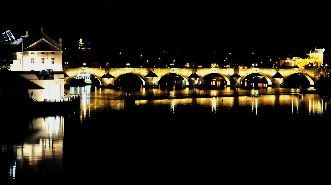 photo "Ночние Сововы мельницы и Карлов мост" tags: city, Prag, Prague, Praha