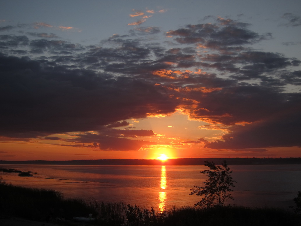 photo "***" tags: landscape, clouds, sunset, water, волга