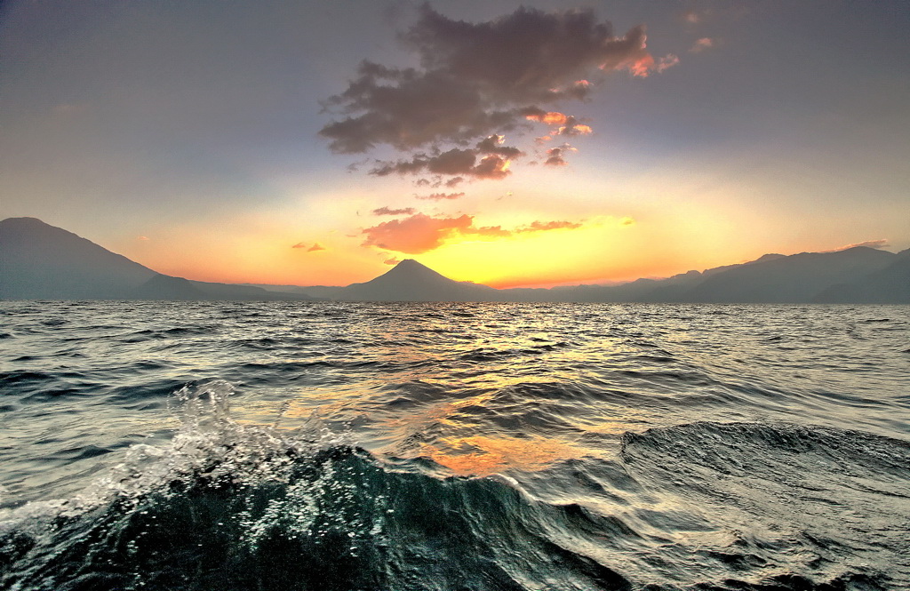 photo "***" tags: landscape, nature, travel, North America, clouds, lake, mountains, sunset, water