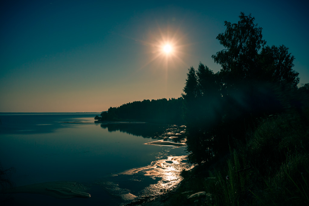 photo "Night "Sun" on Nemda river" tags: landscape, travel, nature, Moon, coast, night, river, загадка, отражение