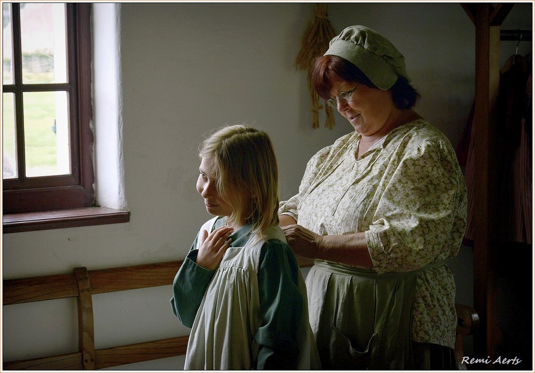 photo "***" tags: portrait, interior, 