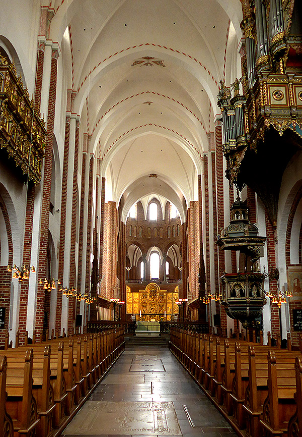 фото "Roskilde Cathedral" метки: архитектура, натюрморт, репортаж, 