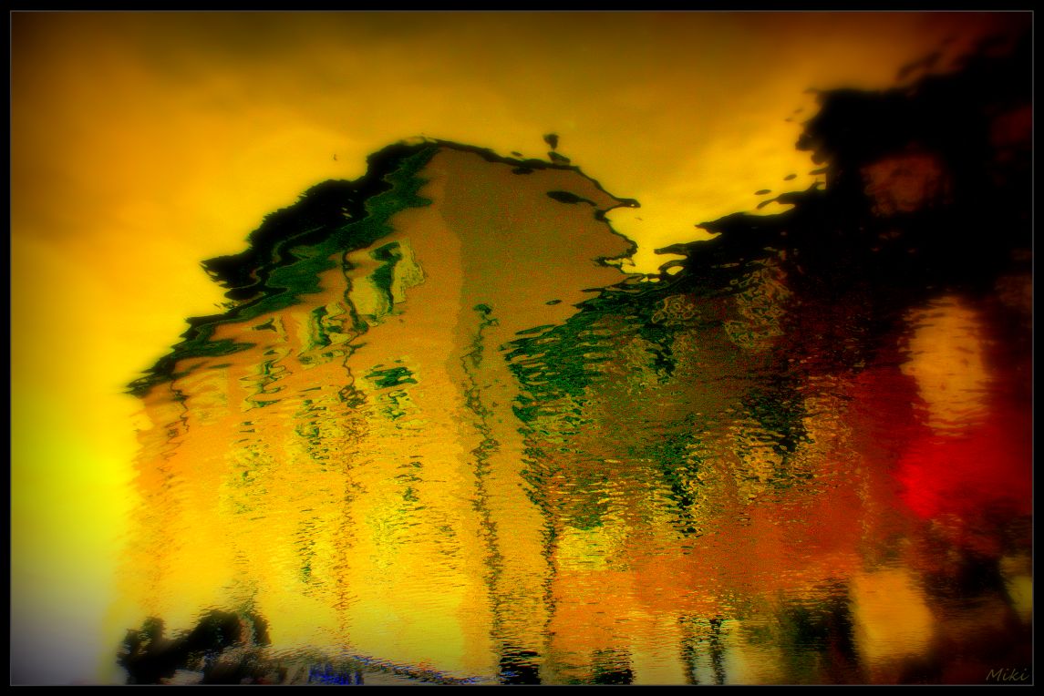 фото "Shapes, light and color in the water mirror.." метки: абстракция, 