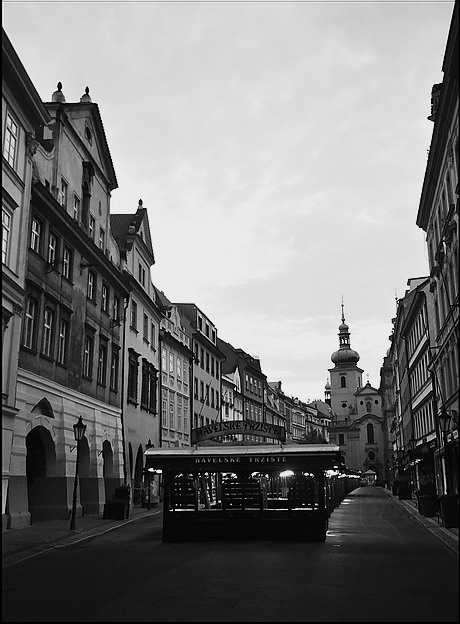 photo "Утреннее рынок" tags: black&white, Prag, Prague, Praha
