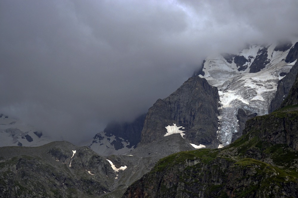 фото "Туманные горы" метки: пейзаж, путешествия, природа, Кавказ, горы, лето