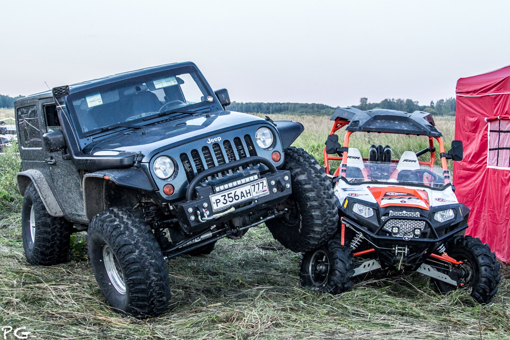 фото "наглец." метки: техника, jeepfest2014