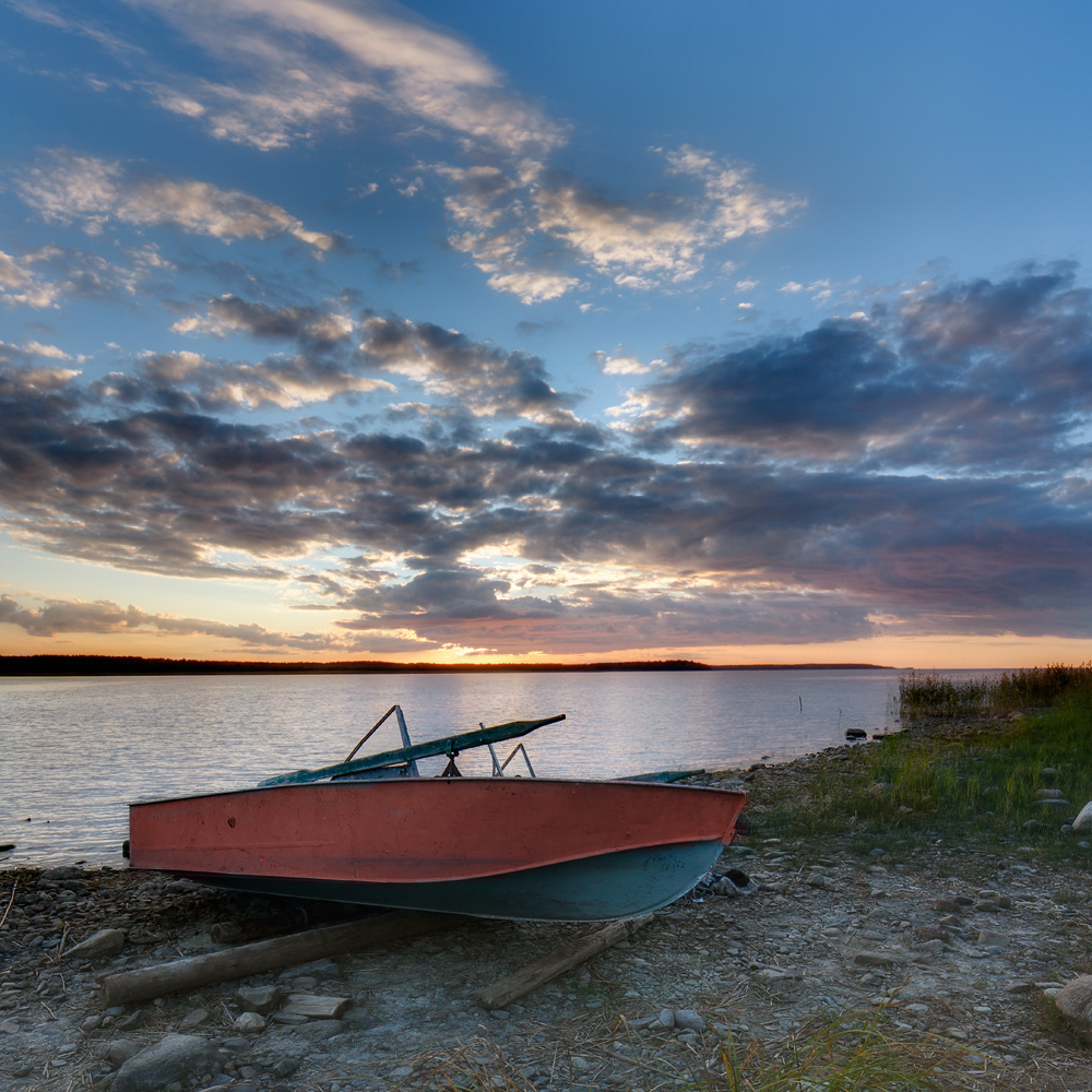 photo "***" tags: landscape, boat, lake, sunset