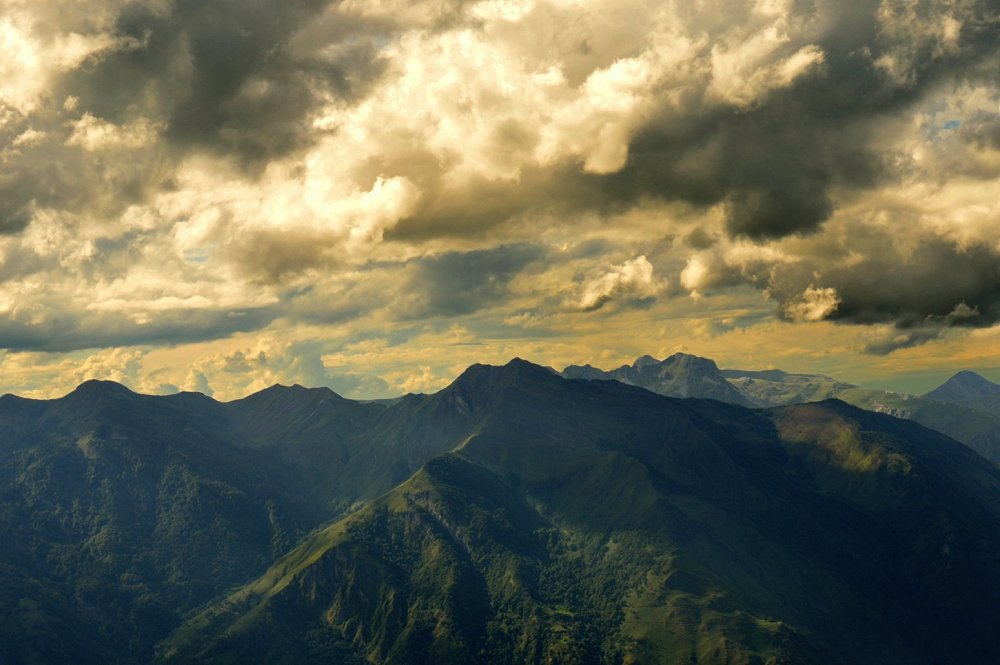 photo "mountains" tags: landscape, dark, digital, fine art, forest, landscapes, paint, photography, sky, surrealist