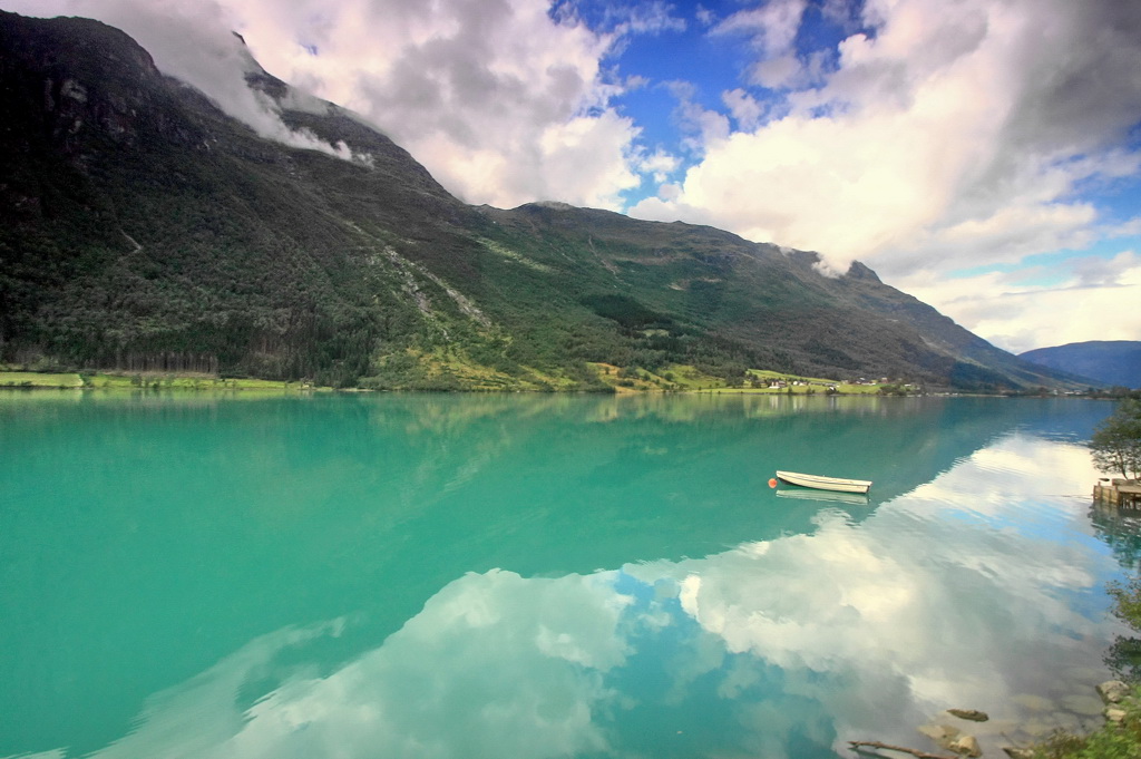 photo "***" tags: landscape, travel, nature, Europe, clouds, mountains, river, water
