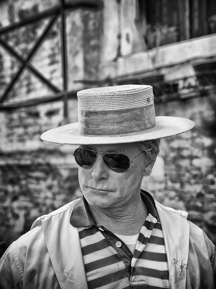 photo "***" tags: portrait, black&white, Venice, гондольер