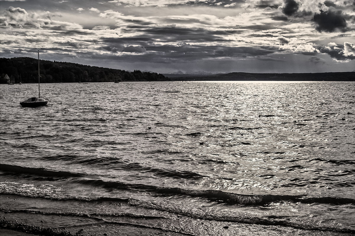 photo "The Ammersee 10 years ago" tags: landscape, black&white, reporting, 