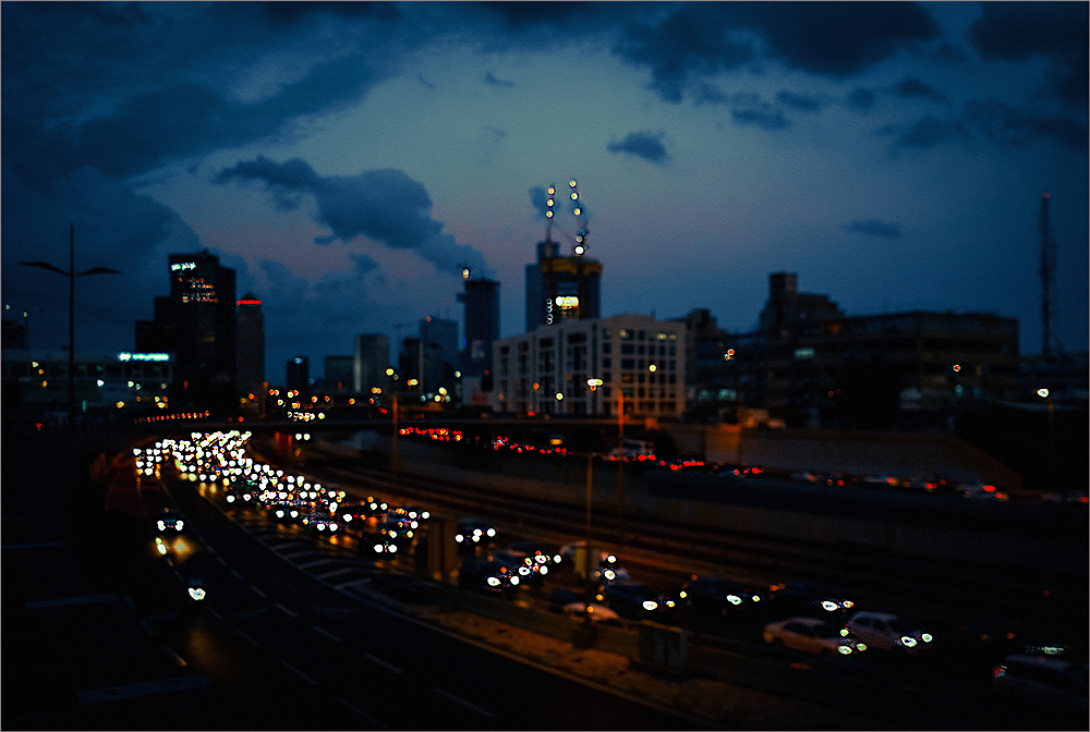 photo "Evening traffic ..." tags: street, city, 