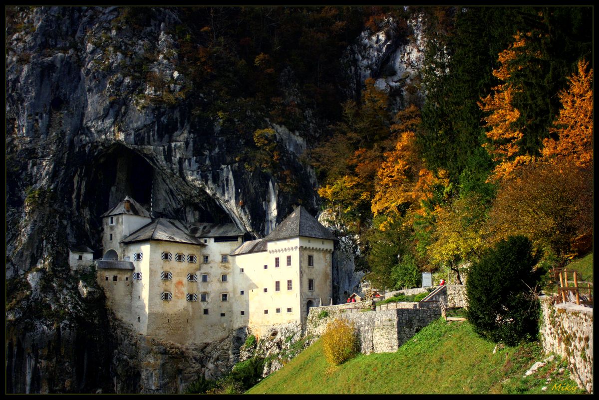 фото "Castle that reigns over the valley..." метки: архитектура, природа, ретро, 